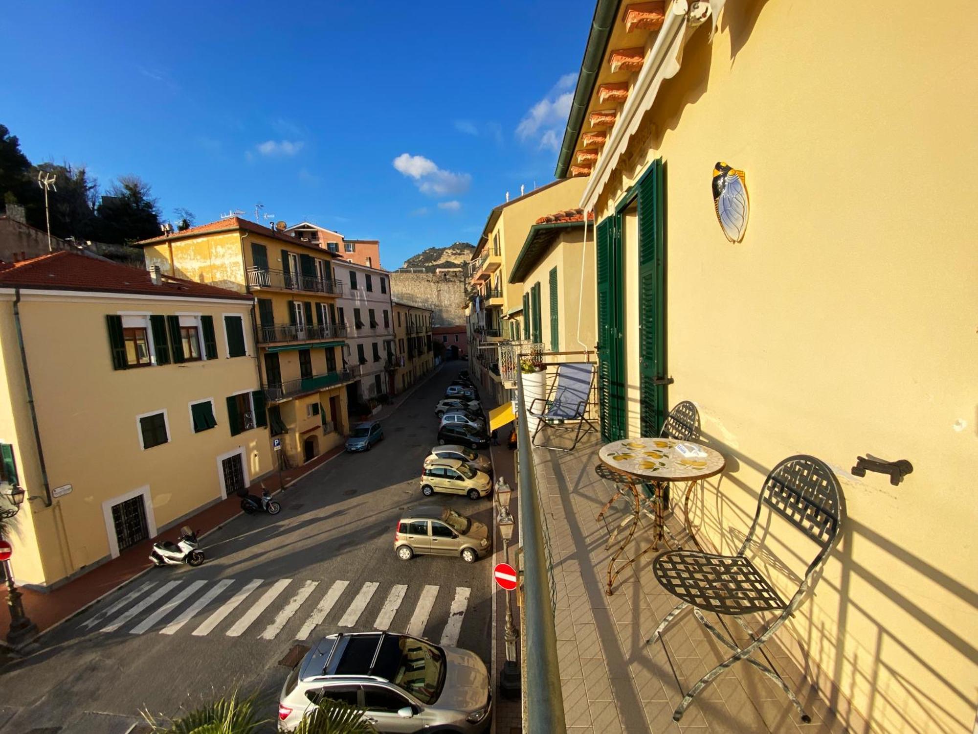 L'Eternita' E' Il Mare Mischiato Col Sole Rimbaud Lejlighed Ventimiglia Eksteriør billede